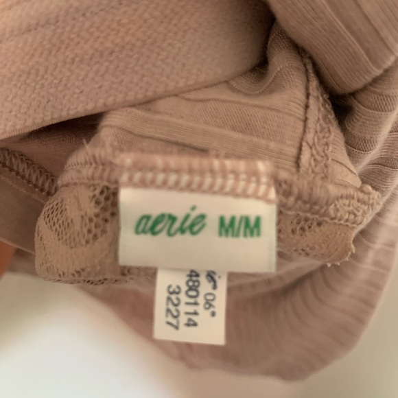 Arie Crop top - Picture 3 of 3